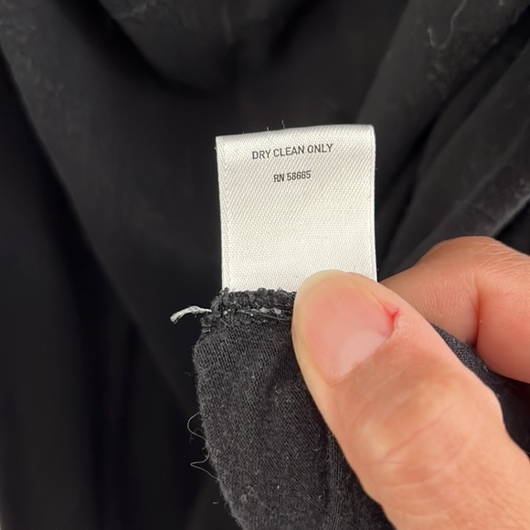 Flounce, black dress with adjustable straps. - Picture 6 of 8